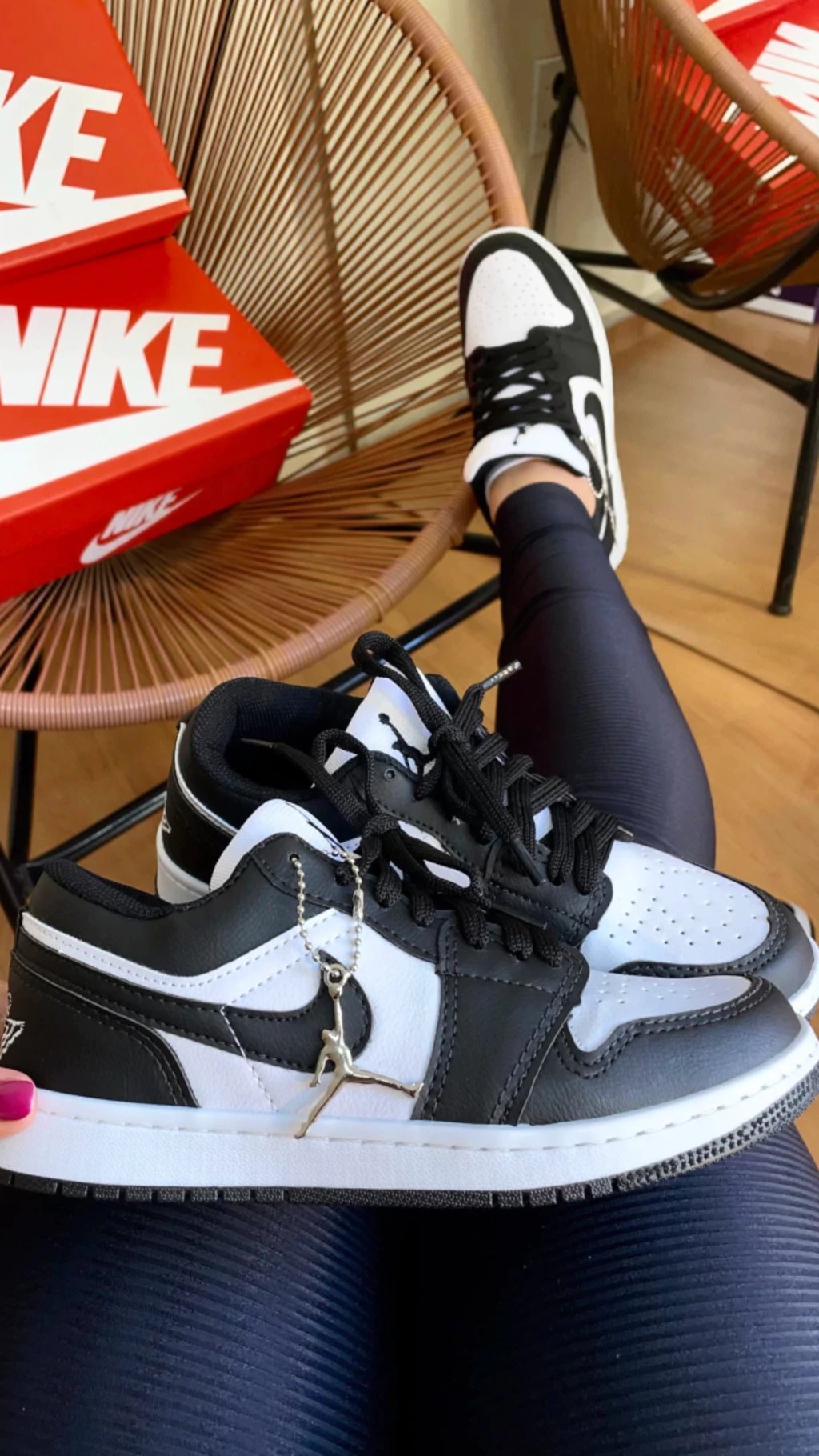 AIR JORDAN 1 LOW